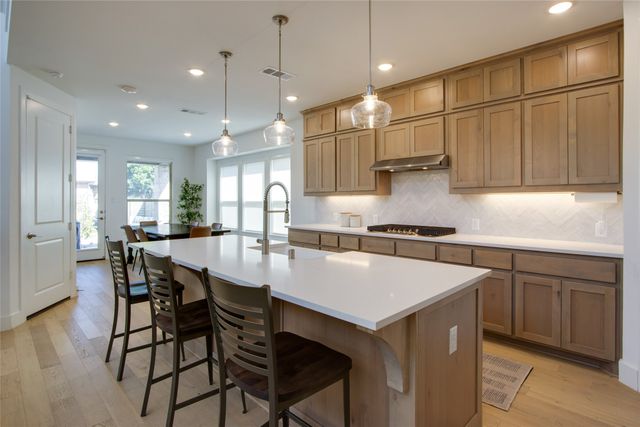 720 Streetside Lane, Argyle, TX 76226