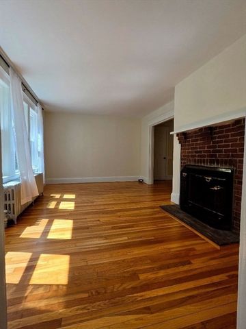 441 Walpole St A, Canton, MA 02021