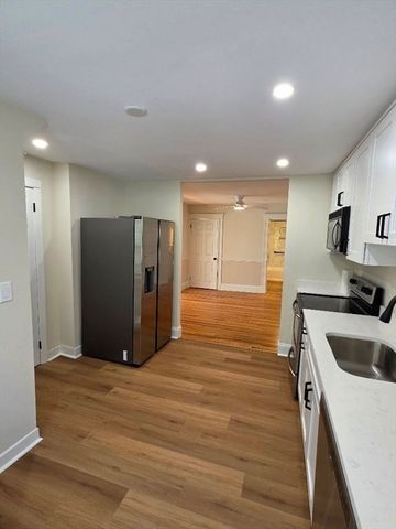 441 Walpole St A, Canton, MA 02021