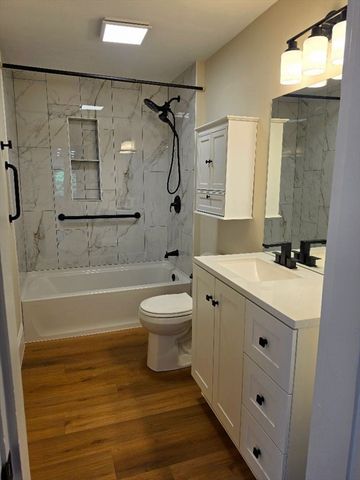 441 Walpole St A, Canton, MA 02021