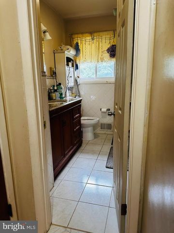 4210 GARDEN AVE, Pennsauken, NJ 08109