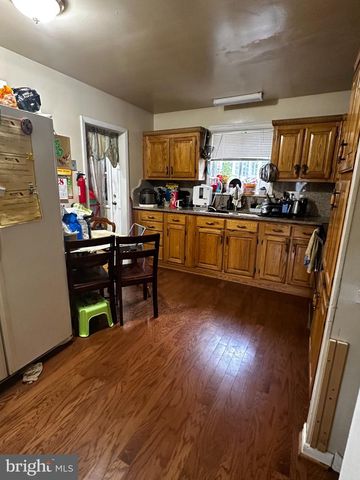 4210 GARDEN AVE, Pennsauken, NJ 08109