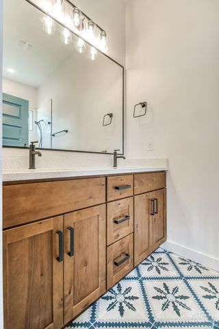 113 N Spring St, Pensacola, FL 32502