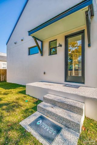 113 N Spring St, Pensacola, FL 32502