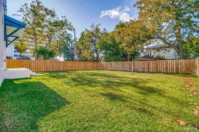 113 N Spring St, Pensacola, FL 32502