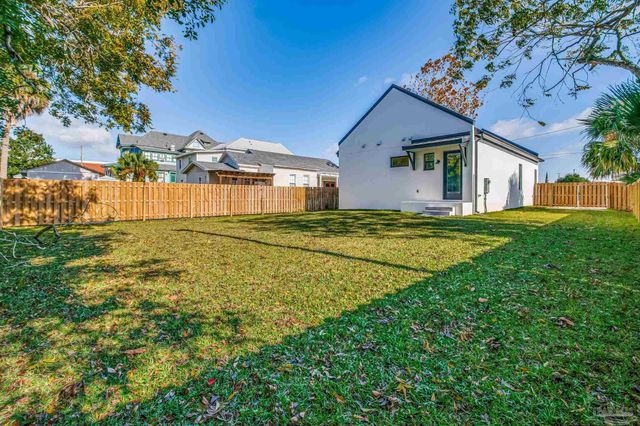 113 N Spring St, Pensacola, FL 32502