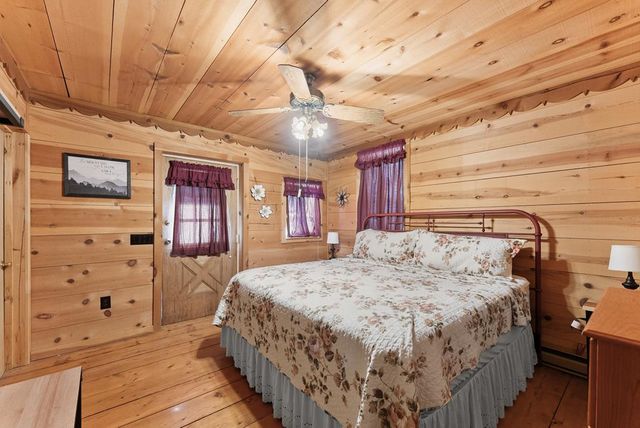 17 Deer Track Road, Sautee Nacoochee, GA 30571