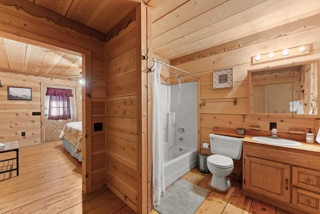 17 Deer Track Road, Sautee Nacoochee, GA 30571