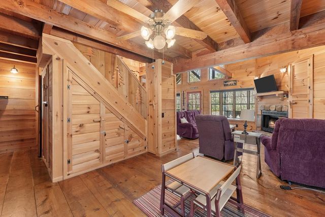 17 Deer Track Road, Sautee Nacoochee, GA 30571