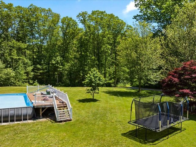 6 Whitetail Run, Auburn, MA 01501