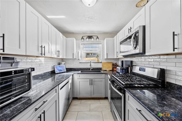 7 Dana Street, Lampasas, TX 76550