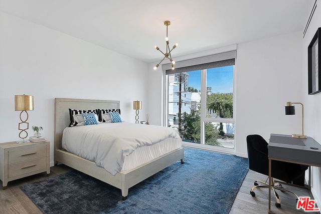 9000 W 3rd Street 204, Los Angeles, CA 90048