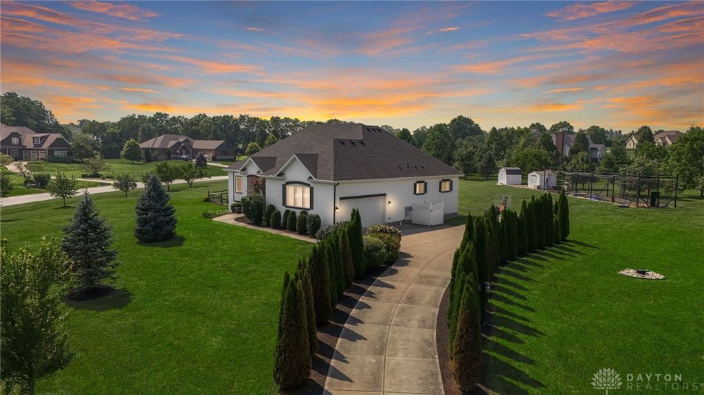 8355 Cierra Way, Waynesville, OH 45068