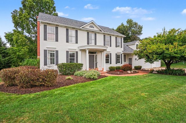 3587 Elk Court, Zeeland, MI 49464