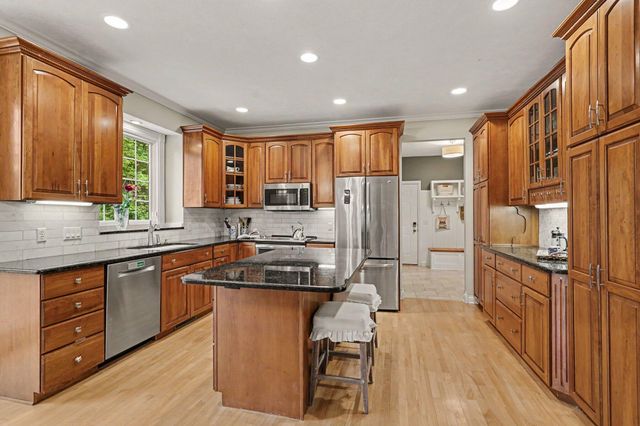 3587 Elk Court, Zeeland, MI 49464