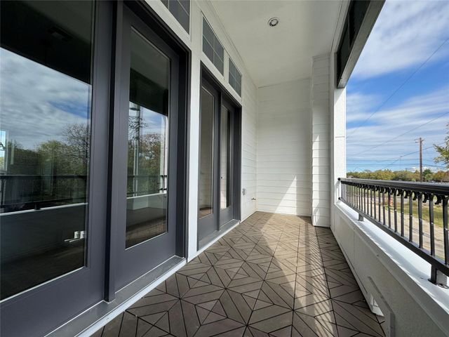 2747 Providence Street, Houston, TX 77020