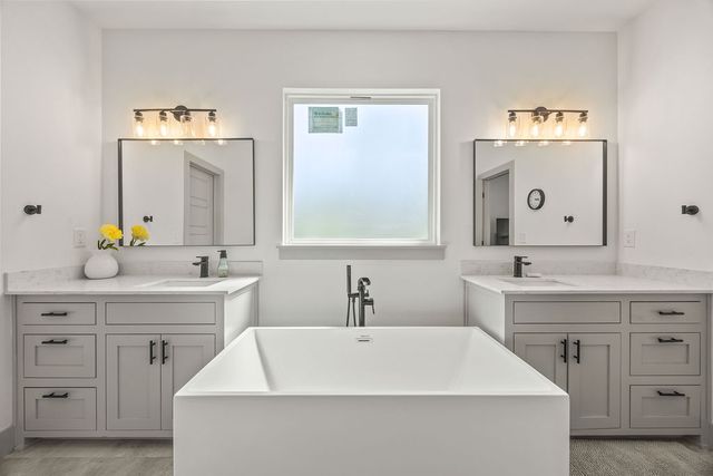 3 Darten Circle, Bella Vista, AR 72714