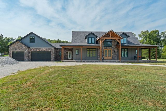 125 Riverpointe View, Ozark, MO 65721