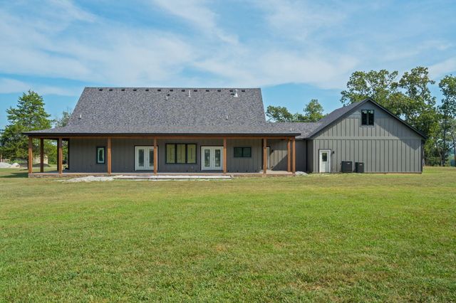 125 Riverpointe View, Ozark, MO 65721