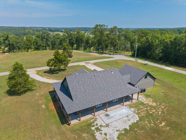 125 Riverpointe View, Ozark, MO 65721