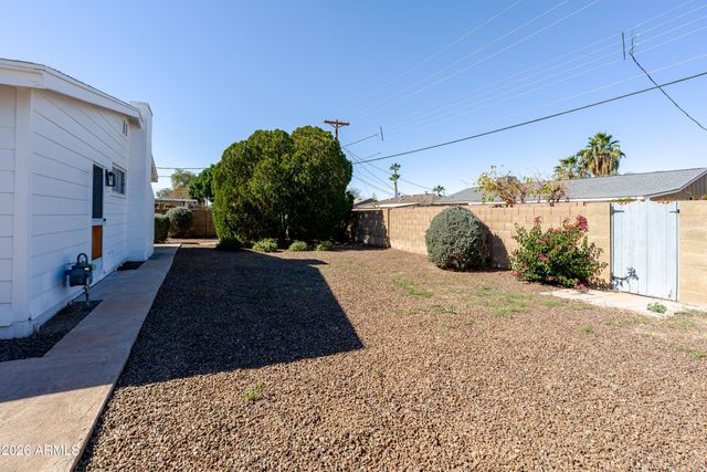 8262 E MONTE VISTA Road, Scottsdale, AZ 85257