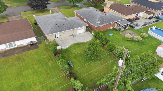 12 Sandy Lane, Cheektowaga, NY 14227