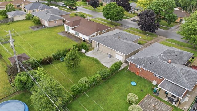 12 Sandy Lane, Cheektowaga, NY 14227
