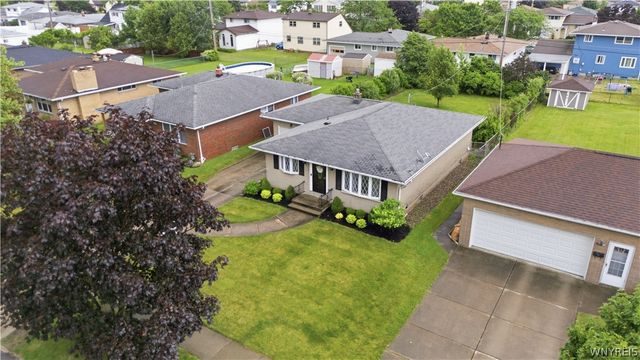 12 Sandy Lane, Cheektowaga, NY 14227