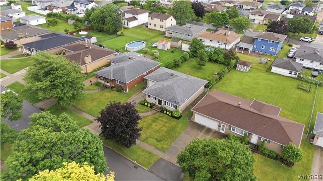 12 Sandy Lane, Cheektowaga, NY 14227