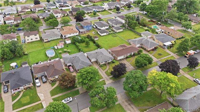 12 Sandy Lane, Cheektowaga, NY 14227