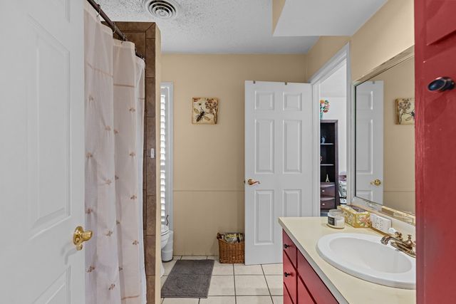 4212 Springbrook Dr, Odessa, TX 79762