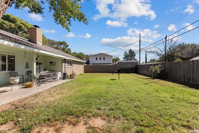 4212 Springbrook Dr, Odessa, TX 79762