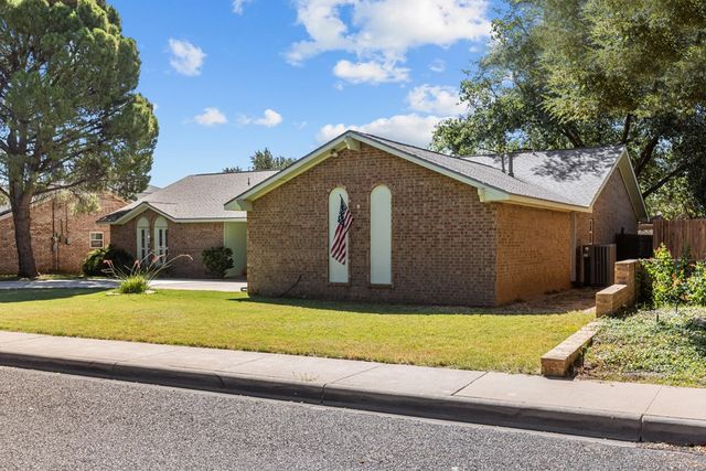 4212 Springbrook Dr, Odessa, TX 79762