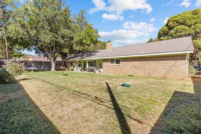 4212 Springbrook Dr, Odessa, TX 79762