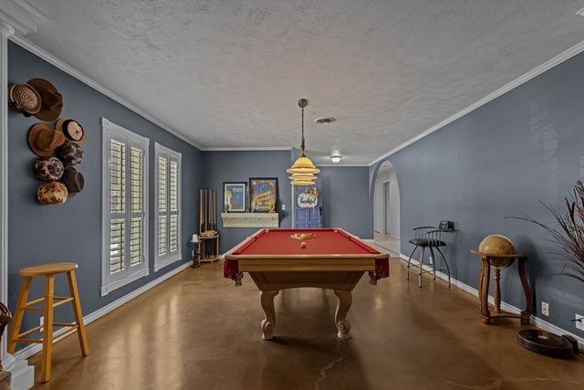 4212 Springbrook Dr, Odessa, TX 79762