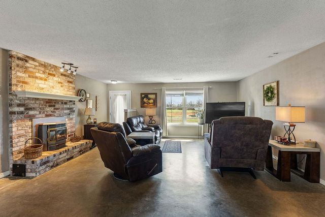 3026 112 Highway, Springdale, AR 72762