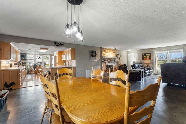 3026 112 Highway, Springdale, AR 72762