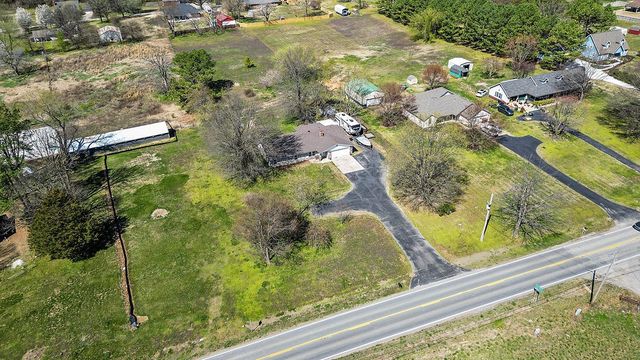 3026 112 Highway, Springdale, AR 72762