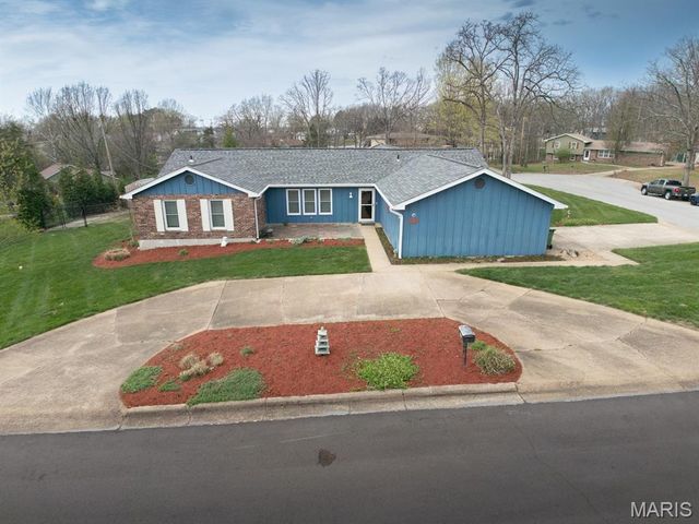 1801 Independence Road, Rolla, MO 65401