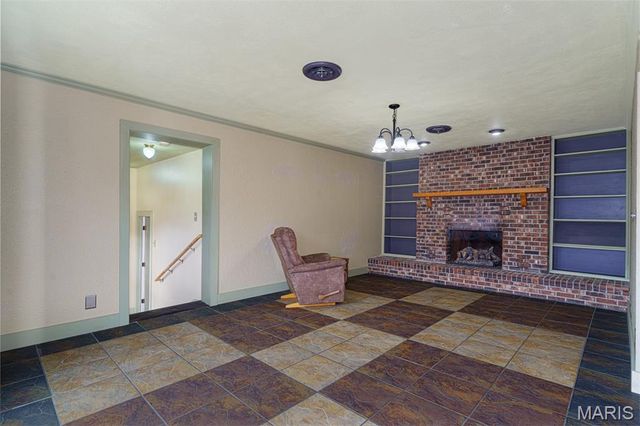 1801 Independence Road, Rolla, MO 65401