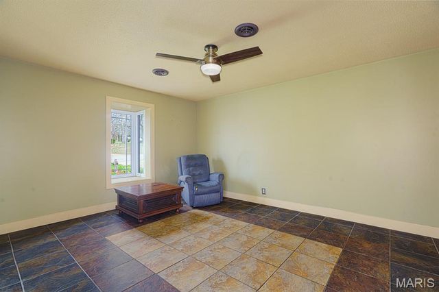 1801 Independence Road, Rolla, MO 65401