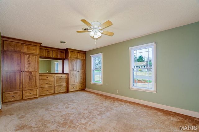 1801 Independence Road, Rolla, MO 65401