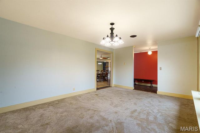 1801 Independence Road, Rolla, MO 65401