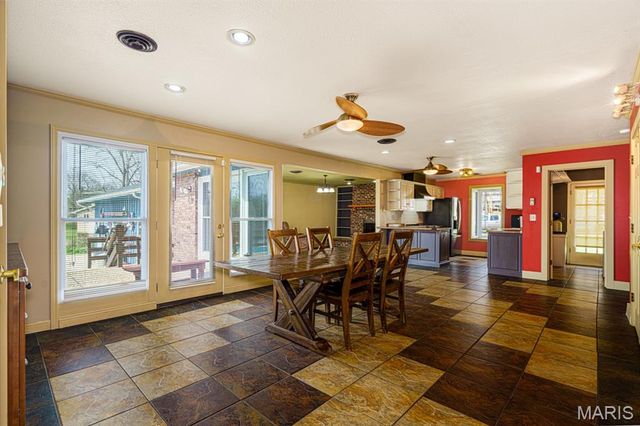 1801 Independence Road, Rolla, MO 65401