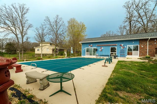 1801 Independence Road, Rolla, MO 65401