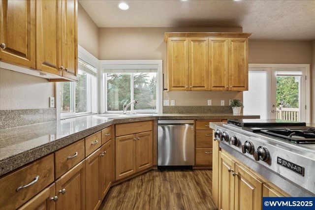 5915 Lone Oak Rd SE, Salem, OR 97306