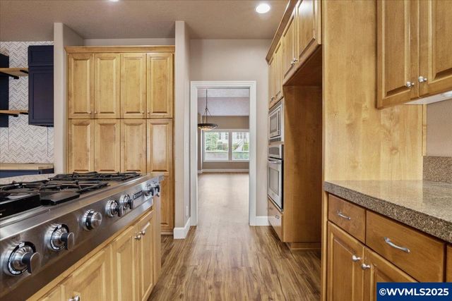 5915 Lone Oak Rd SE, Salem, OR 97306