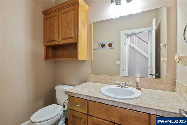 5915 Lone Oak Rd SE, Salem, OR 97306