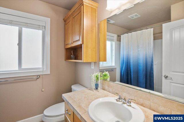 5915 Lone Oak Rd SE, Salem, OR 97306