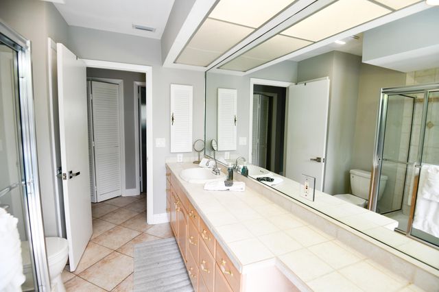 336 Tacoma Lane, West Palm Beach, FL 33404